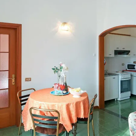 Appartement Locazione Turistica Il Nido Della Quiete Mezzegra